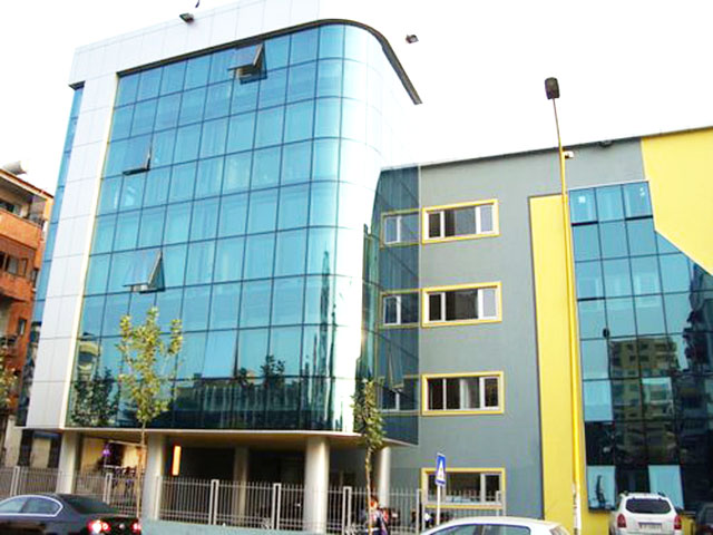 MSH sqaron pr.ligjin e ri: Jo ushtrim të dy profesioneve