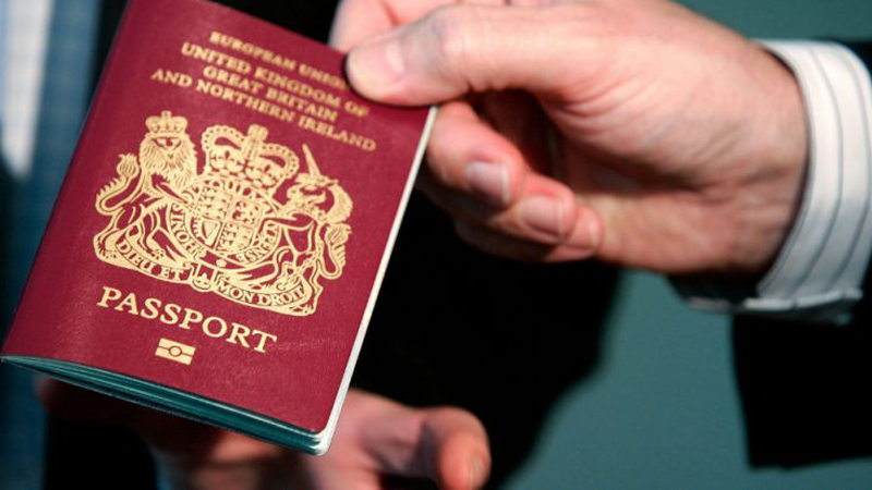 Zbulohet skema. 500 kriminelë shqiptarë morën nënshtetësi në Angli