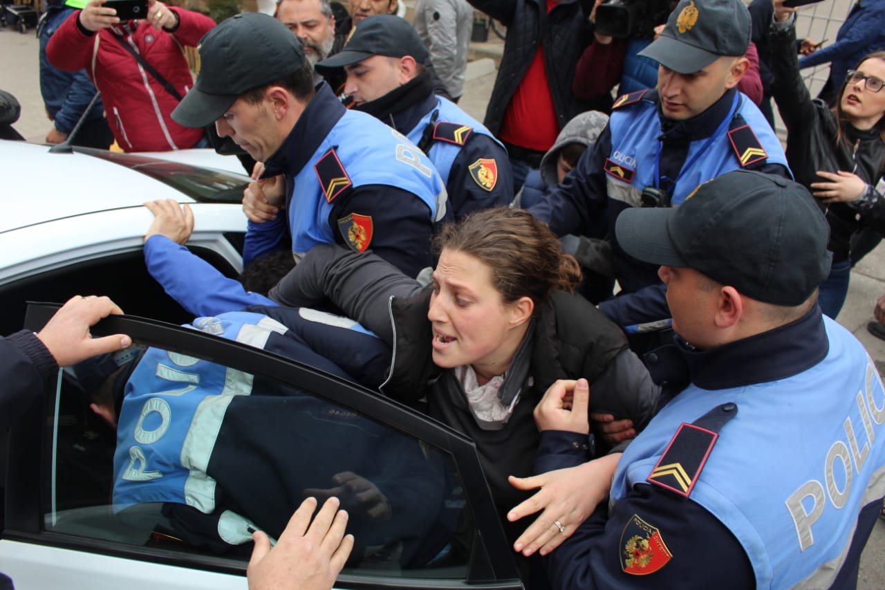 Rama reagon pas përplasjes te “Petro Nini”: Policia si trup pa kokë