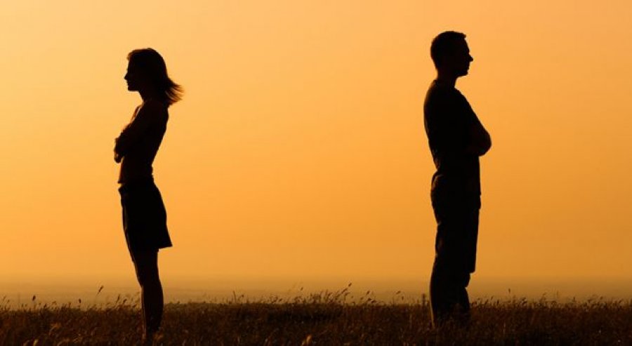 Përse disa njerëz nuk mund ta gjejnë dashurinë?