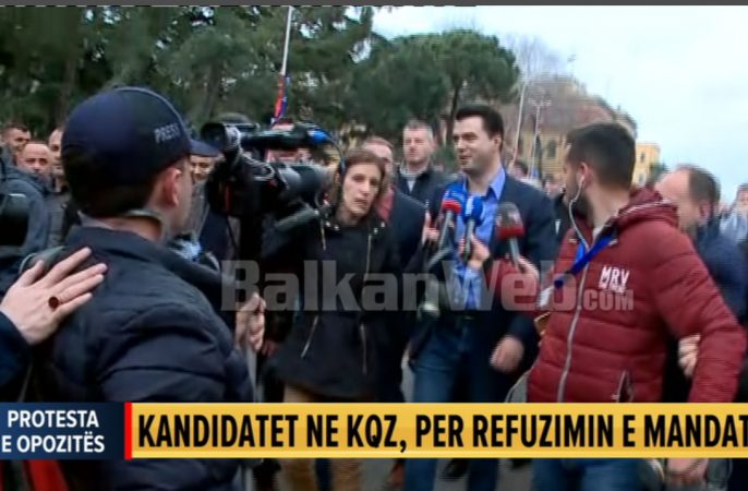 Basha: Më 16 mars takimi i popullit para Kryeministrisë