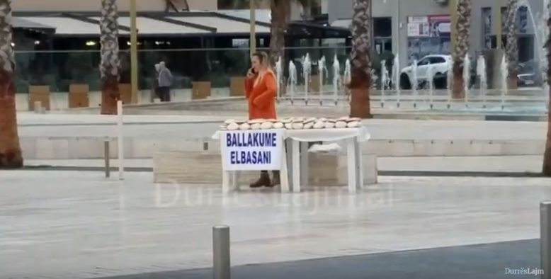 Atmosfera e vakët në Durrës për Ditën e Verës (VIDEO)