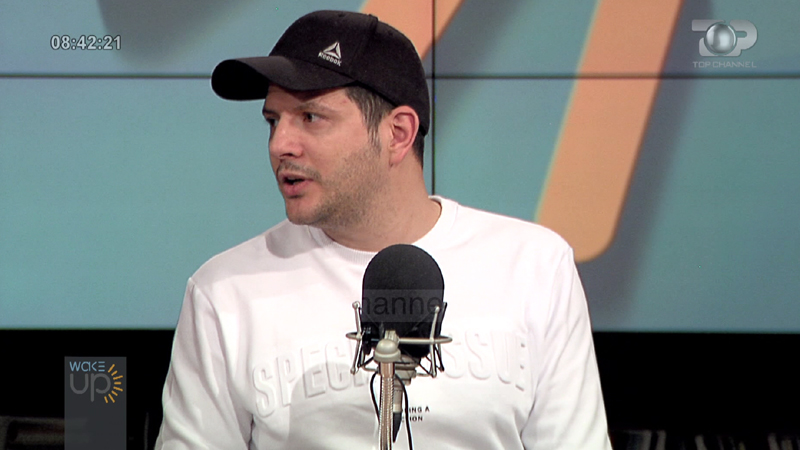 Ermal Mamaqi: Pas filmit “Dy gisht mjaltë”, Elvana duhet të lërë muzikën