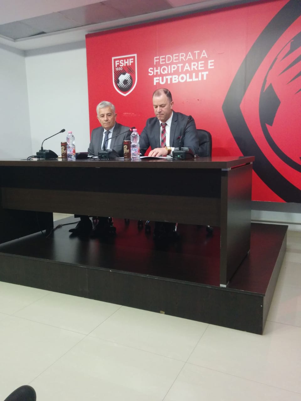 FSHF kërcënon me mbyllje gare: Ndërpresim kampionatin nëse…