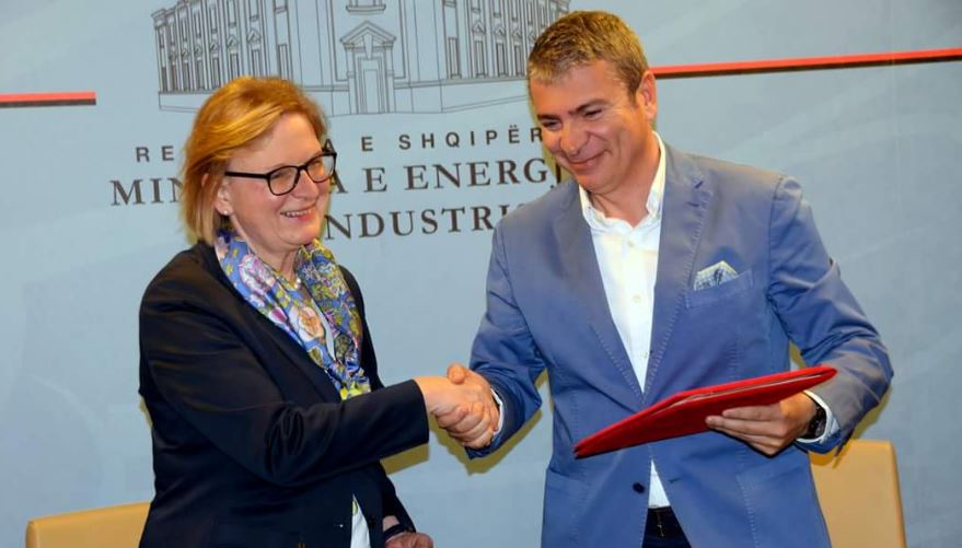 Reforma zgjedhore, ambasadorja gjermane takohet me Gjiknurin