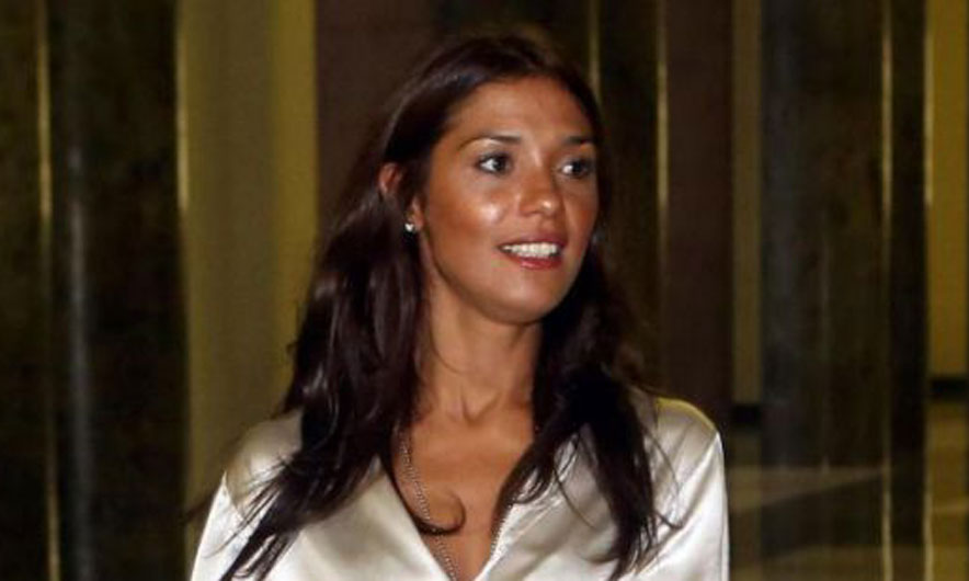 Ishte pjesë e festave “bunga-bunga”, policia heton vdekjen e modeles