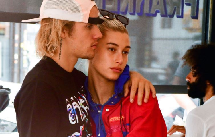 Hailey Baldwin e irrituar nga fansat e fiksuar pas Justin Bieber