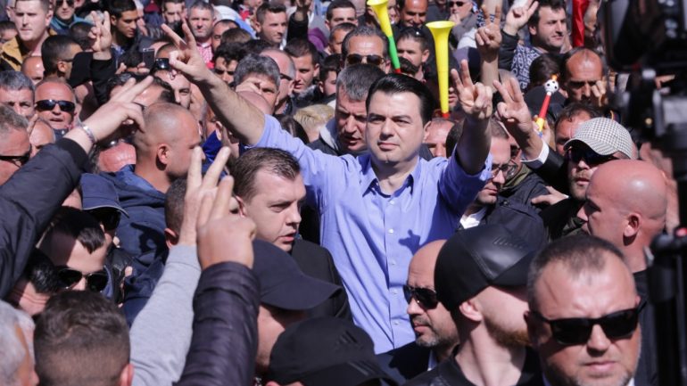 Rudina nuk pranoi të dorëzojë mandatin, flet Kiri Hajdari