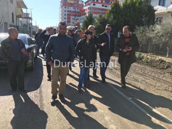 Katër rrugë në Durrës pritet të rikonstruktohen së shpejti