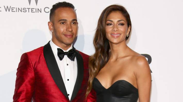 Nicole Scherzinger thyen heshtjen pas publikimit të videos intime me Lewis Hamilton