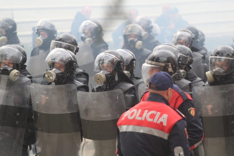 Policia arreston 23 qytetarë, pjesëmarrës në protestën e opozitës