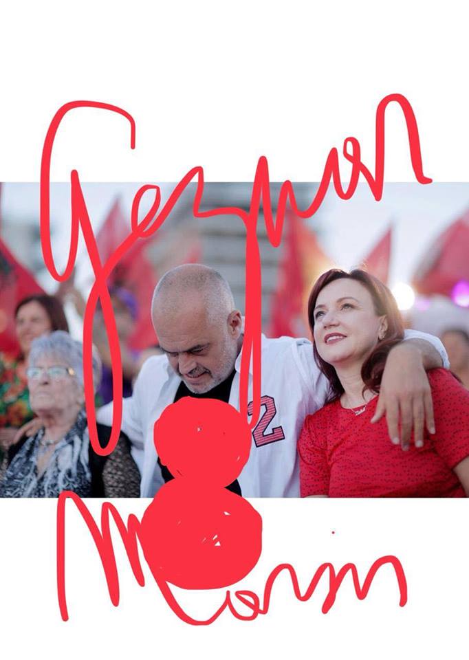 Rama uron 8 Marsin me foton e nënës dhe të gruas