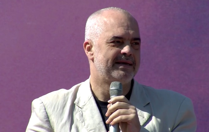 PD proteston në Fier, Rama tregon forcën: Nuk dorëzohem