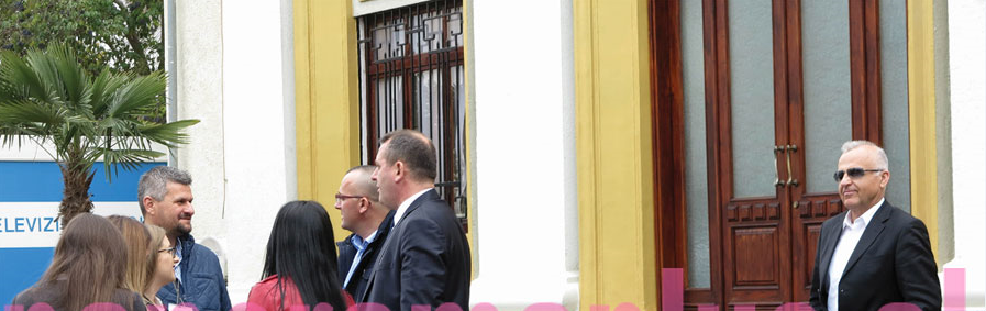 Deputeti i qarkut Durrës, nostalgji për kohën kur mediat ishin të interesuar për të