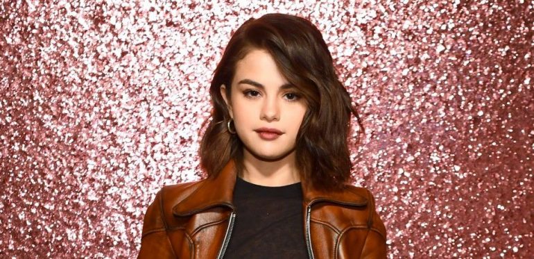 Selena Gomez njofton fansat për albumin e ri muzikor