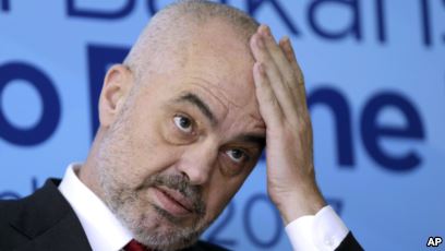 “Rama është i kapur në përgjime duke bërë pazare me votën”