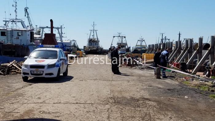 Vendi ku u mbyt punëtori në portin e Durrësit (VIDEO+FOTO)