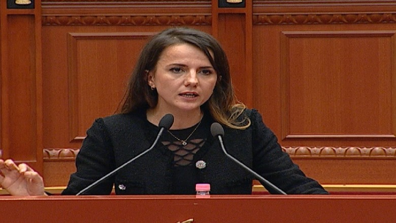 Opozita e re krijon grupet parlamentare, Rudina Hajdari dhe Nimet Musai kryetarë