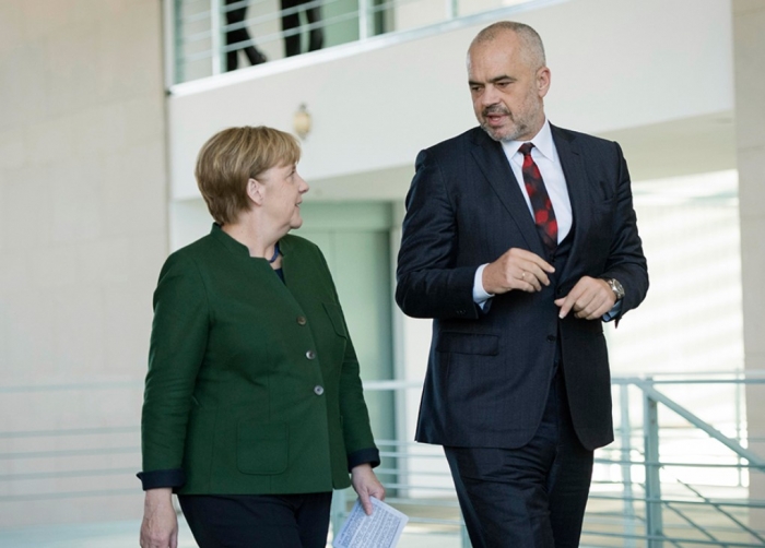 Rama nesër në Gjermani, takohet me kancelaren Merkel