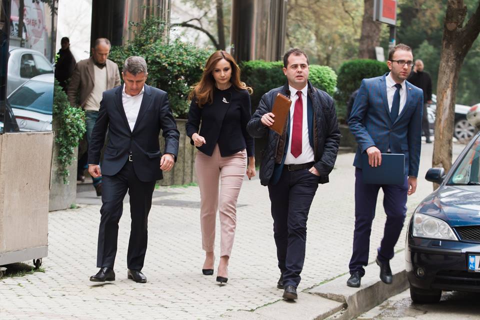 Tabaku flet para protestës: Ne nuk premtojmë mrekulli, por zotohemi se…