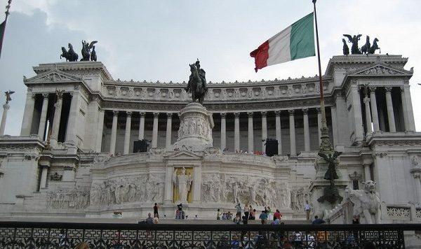 Italia kërkon 31 mijë punonjës sezonale, ja si mund të përfitoni