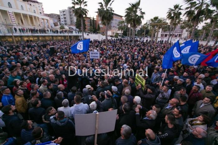 PD dhe Durrësi, afër apo larg?