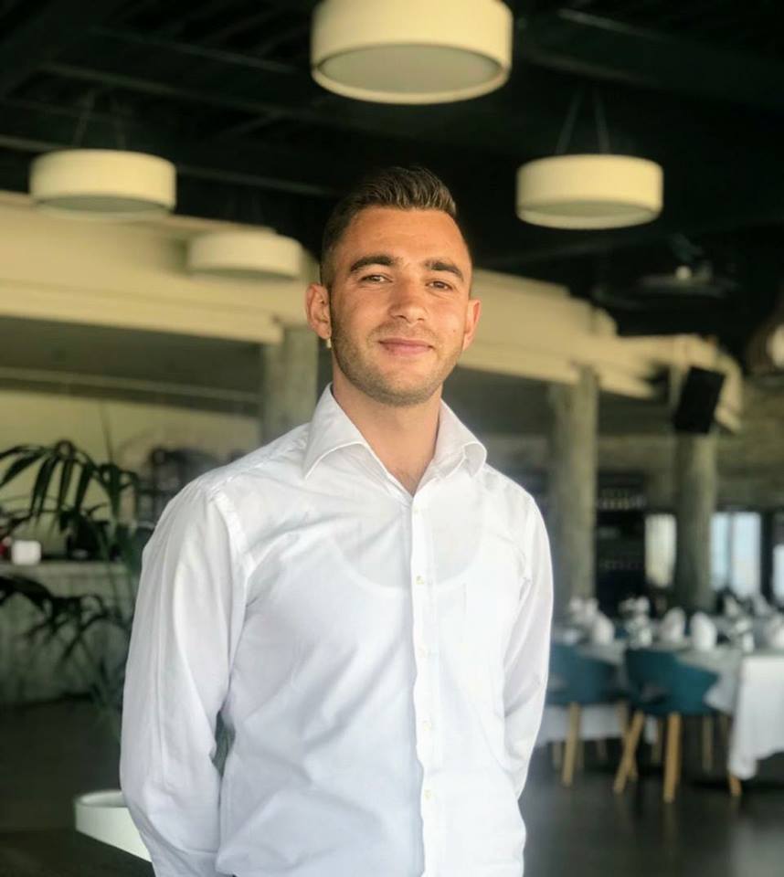 Ministrja Denaj rrëfen si filloi punë brenda muajit i riu nga Durrësi