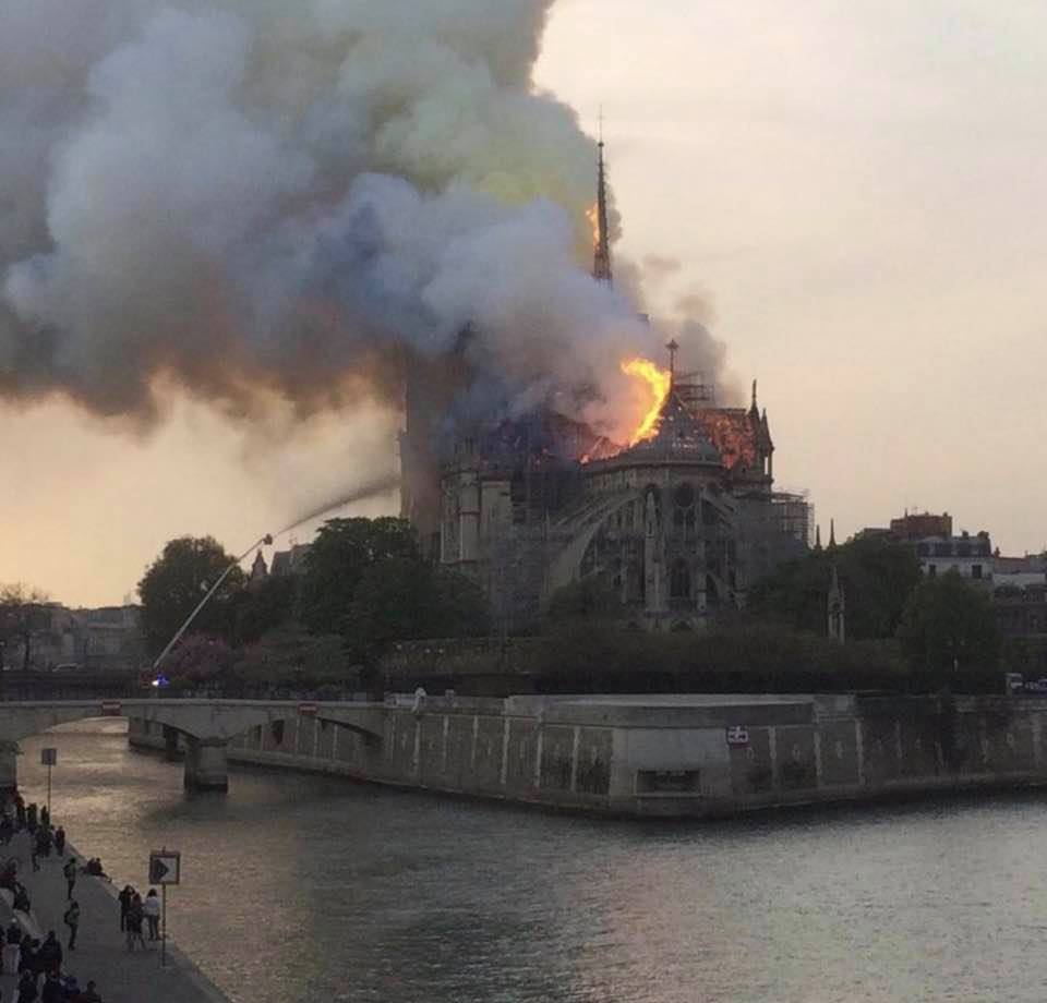 Notre Dame në flakë, DRKK Durrës: Ngjarje tragjike për trashëgiminë kulturore