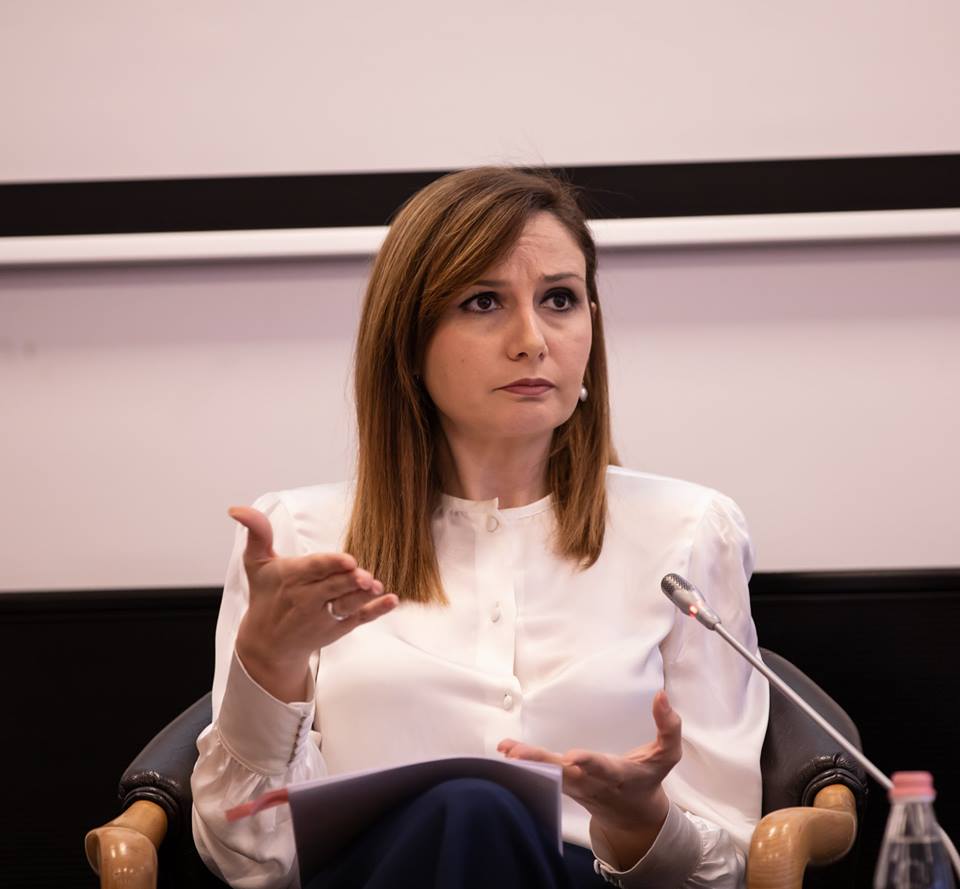 Tabaku: Rama shpiku fjalën “tjetërsim” për kalimin e pronës