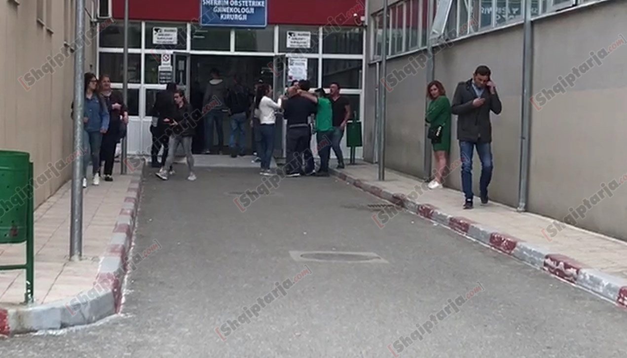 25-vjeçarja ndërron jetë në maternitet një orë pas lindjes, familjarët shpërthejnë në klithma e lot (VIDEO)