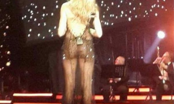 Doli pa të brendshme me fustanin e tejdukshëm, Ledina Çelo rrëfen çfarë i tha bashkëshorti