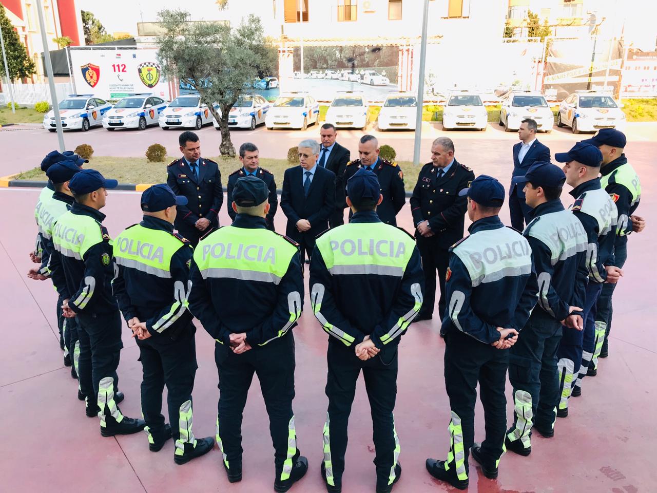 Ndaluan grabitësin në Tiranë, Lleshaj: Akti juaj, model suksesi që duhet nxitur!