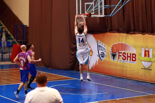 Basketboll/ Superkupa, Teuta finaliste