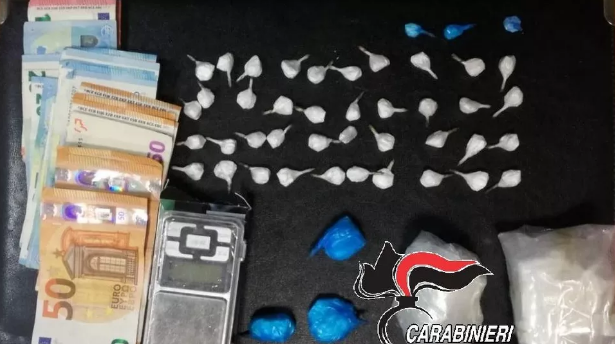 Arrestohen dy shqiptarë, shpërndarës kokaine në Itali