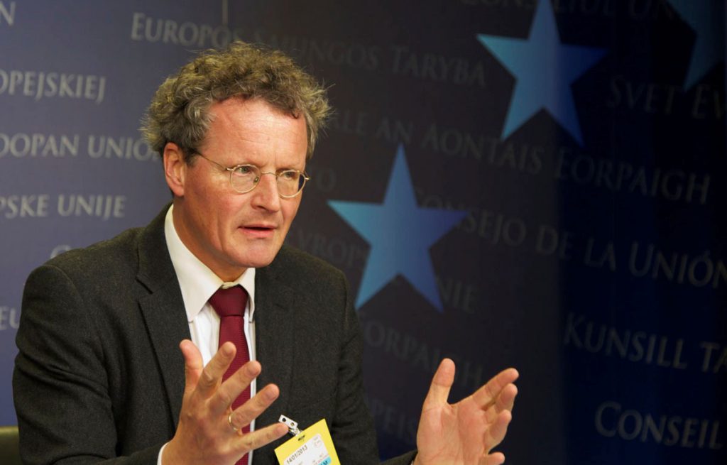 Thirrja e ambasadorit të OSBE për krizën politike në vend