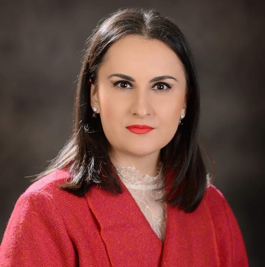 EMRI/ Tjetër kandidate e PD kërkon mandatin në KQZ