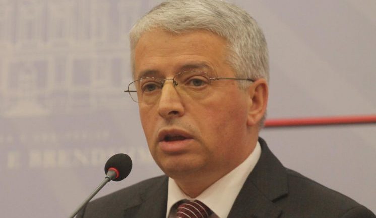 Grabitja, Lleshaj tregon kush e njoftoi policinë