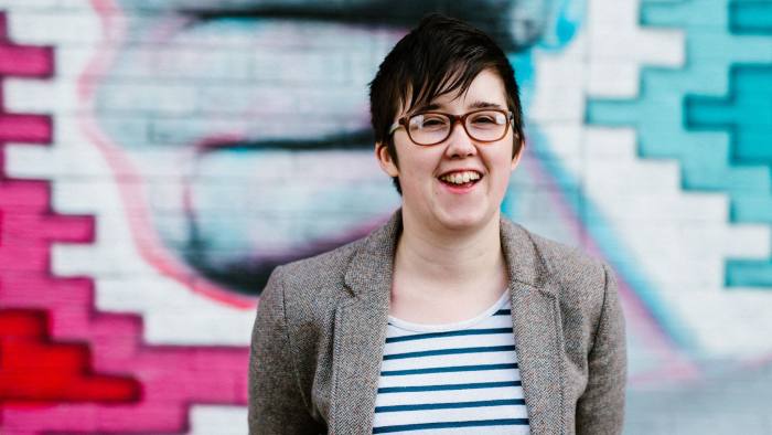 Vrasja e gazetares irlandeze, ndalohen dy të rinj që hapën zjarr