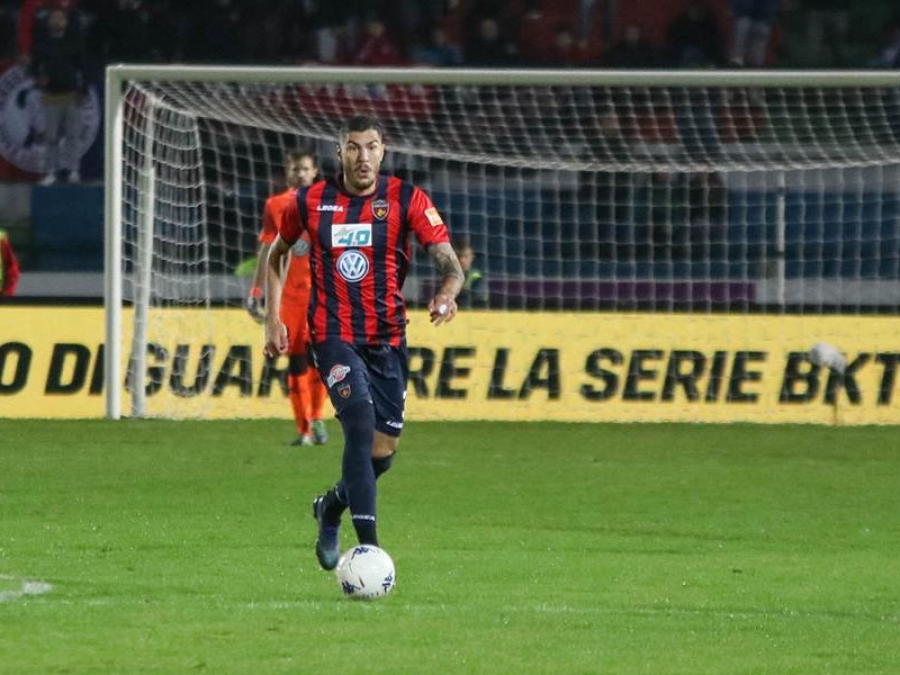 Mbrojtësi i kombëtares drejt Besiktasit, vera përcaktuese