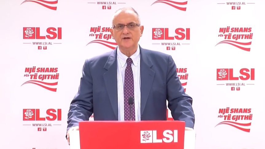 Vasili: Vlora pa Zot përmbytet, se i ka dalë për zot kryeministri