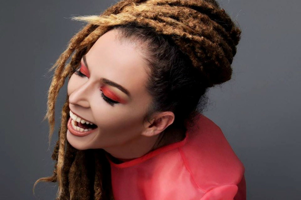 Rona Nishliu i rikthehet sërish muzikës