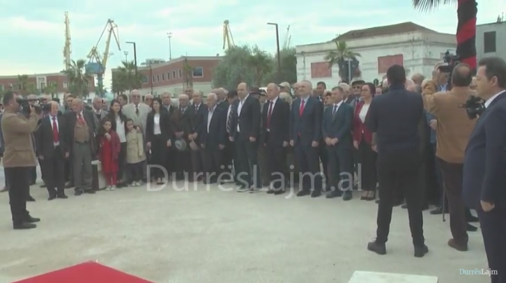 Përkujtohet 80-vjetori i rezistencës antifashiste në Durrës (VIDEO)