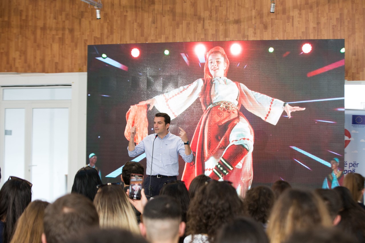 Veliaj: Tirana në garë për t’u zgjedhur Kryeqyteti Evropian i të Rinjve në 2022