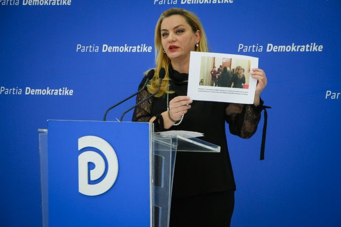 PD-ndërkombëtarëve: Liria e medias në Shqipëri në rrezik, ndërhyni!