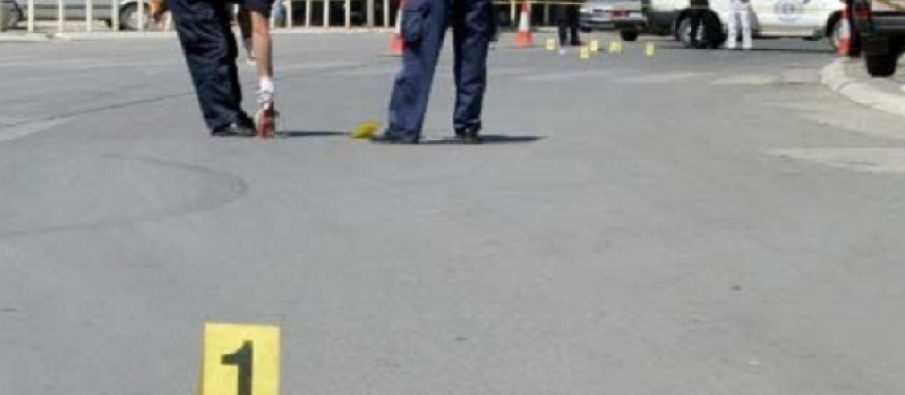 Përplasi për vdekje kalimtarin dhe u largua, arrestohet 30-vjeçari