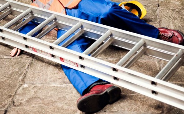 Aksidentohet në punë, shqiptari humb jetën