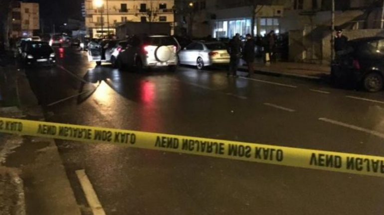 Përplasja me armë, humbin jetën në spital dy të rinjtë