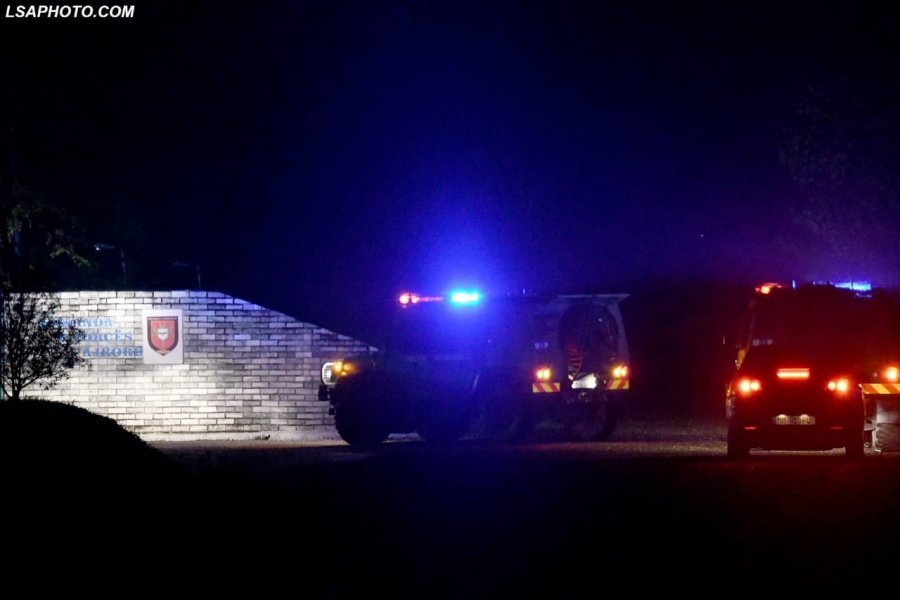 Ushtria futet në aeroportin e Rinasit (FOTO)