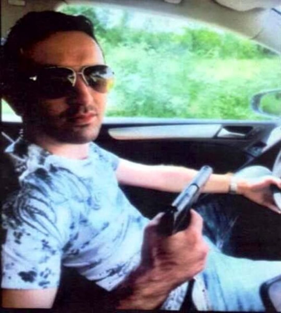 EMRI/ Arrestohet bosi shqiptar i drogës, blinte makina luksoze dy herë në muaj (FOTO)