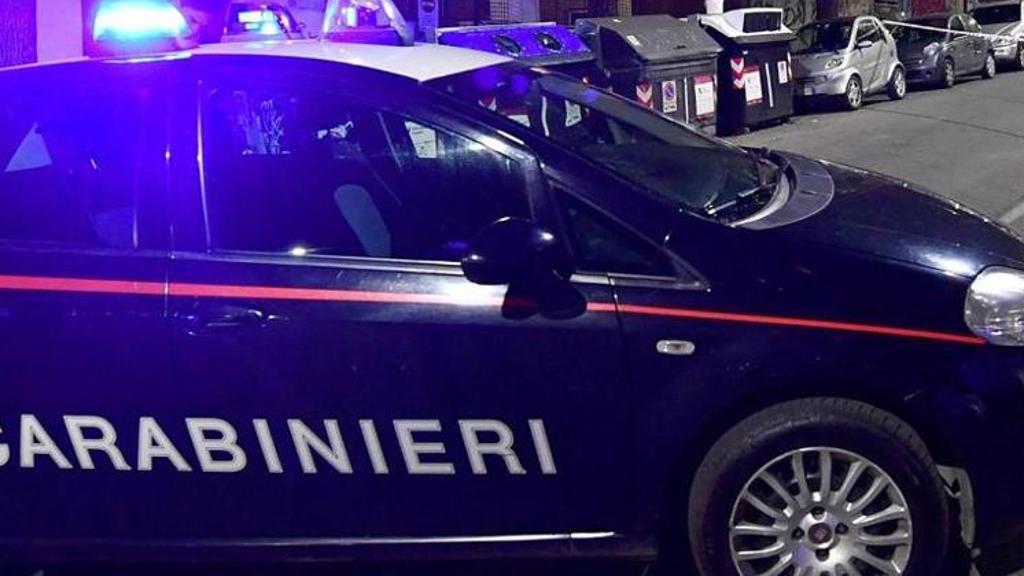 Shqiptari ther pronarin italian, 3 javë pasi i ngacmoi shokun